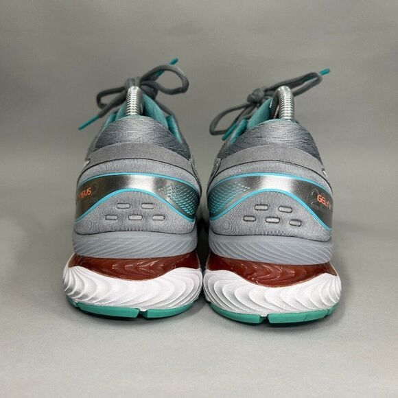 Asics Women's Size 10 Gel-Nimbus 22 Running Shoes‎ - Picture 6 of 12